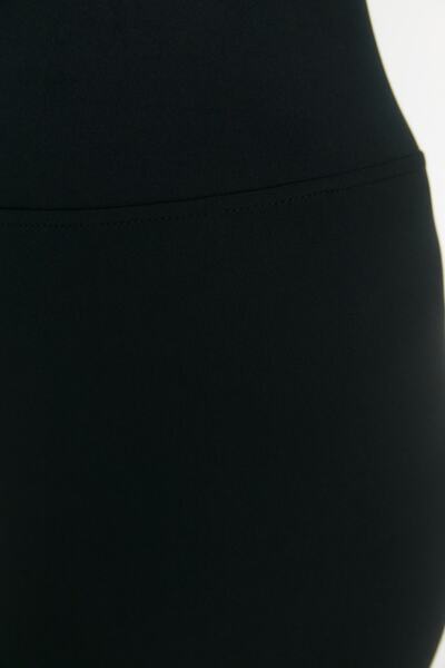 Trendyol Curve Leggings negri cu talie înaltă din țesătură scuba tricotată cu lână în interior TBBSS22TA0026