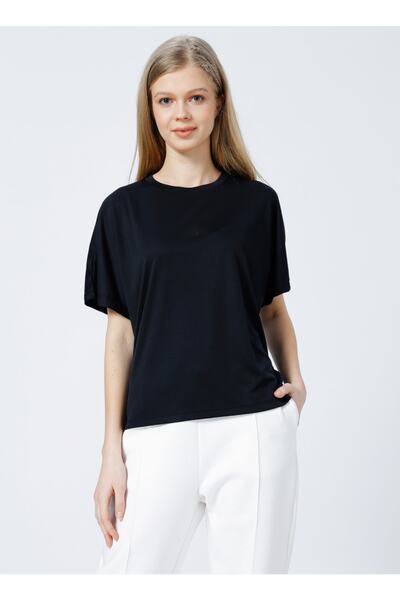 Kappa 331e87w005 W Kombat Dye Bisiklet Yaka Regular Fit Düz Siyah Kadın T-shirt