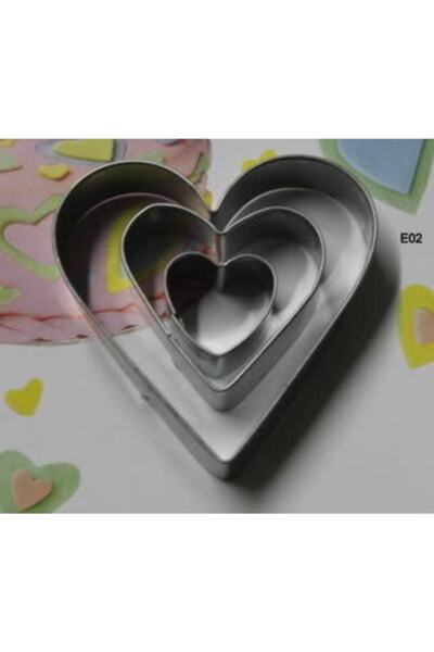 PASTRY PLANET Metal 3-Piece Heart Cutting Set