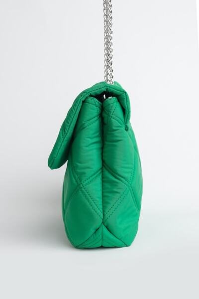 Çantacımstore Geantă de damă din material textil matlasat cu lanț verde 401