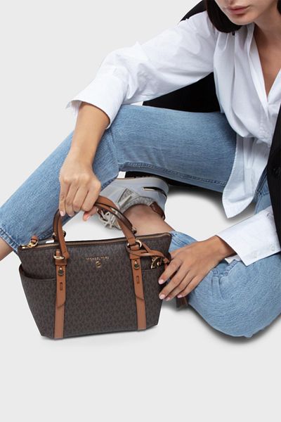Michael Kors Sullivan Bag Women's Bag with Adjustable and Removable Extension Strap with Logo 30t0gnxt