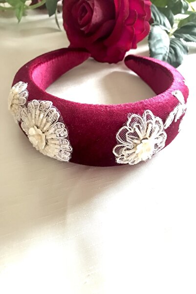 alsaccessories Елегантна корона за коса с гипюрови детайли върху бордо кадифе...