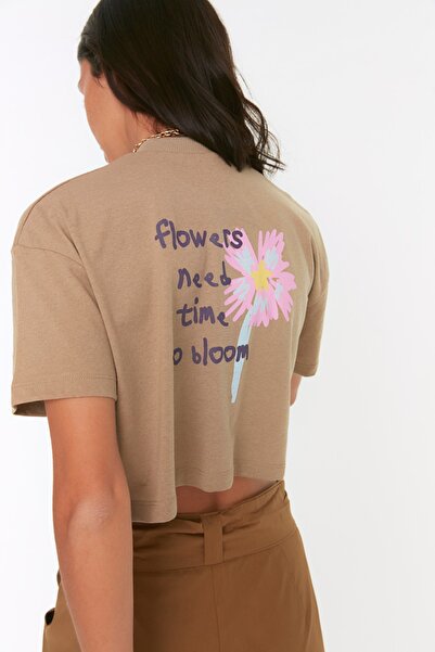 Trendyol Collection Stone Recycle Back Printed High Collar Crop Knitted T-Shirt