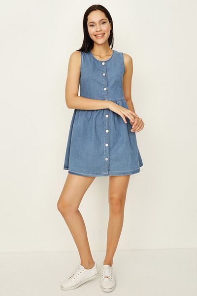 Select Moda Fusta albastră cu nasturi în față pentru femei, rochie din denim cu volan