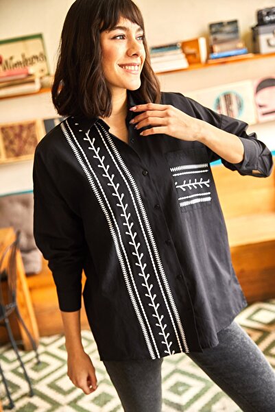 Olalook Women's Black Pocket Detailed Printed Woven Shirt GML-19000985