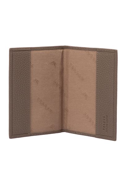 Tergan Beige Leather Unisex Passport Holder 01200B73