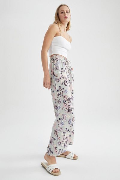 DeFacto Traditionell gemusterte Viskose-Hose mit hoher Taille und weitem Bein und Taschen