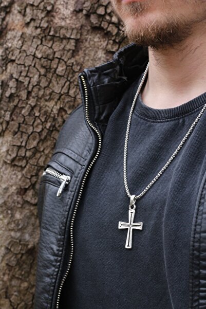 Dukkanka Haç Örme Zincir Kolye