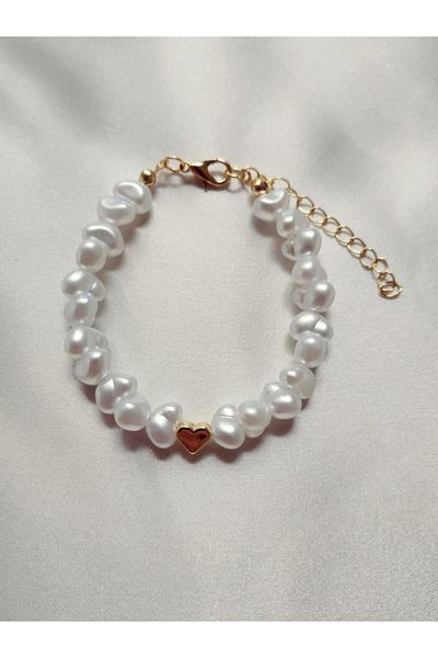 Fata Morgana Accessory White Baroque Pearl Bracelet with Heart