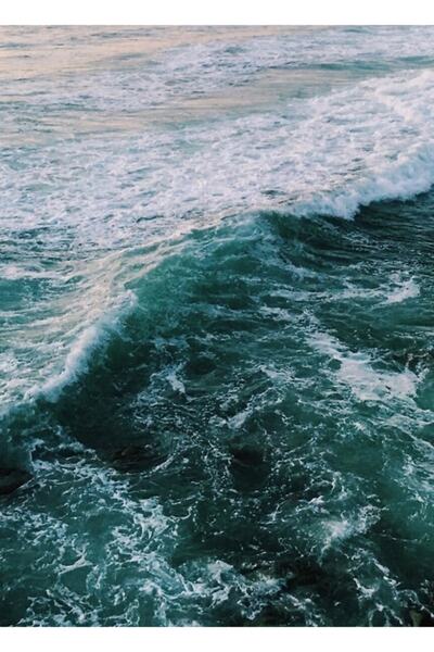 Universal Διακοσμητική ξύλινη αφίσα με θέμα το χρώμα του ωκεανού και τα κύματ...