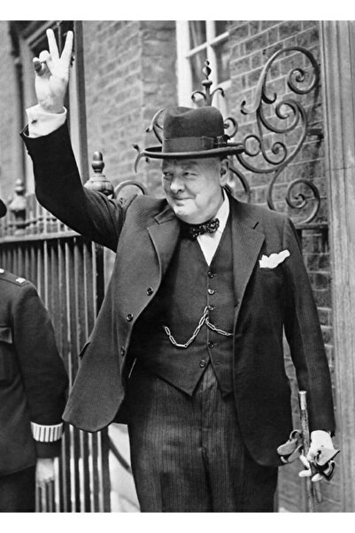 Universal Churchill. British Prime Minister, Victory, 1943, World War Ii. Tab...