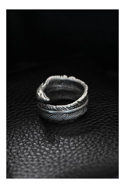 Clariss Adjustable Eagle Head and Eagle Feather Model Men's Ring