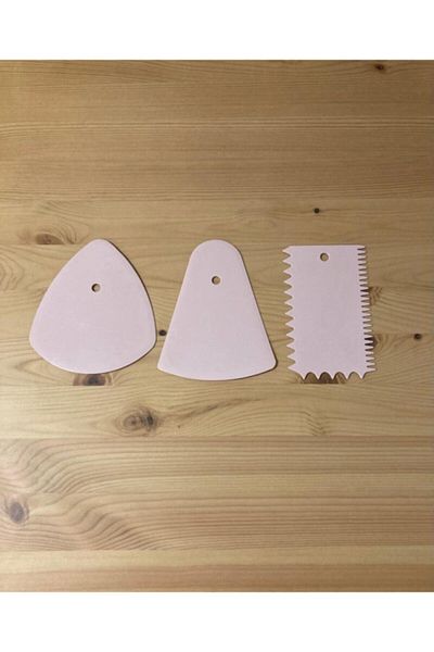 Baroness Cream and Dough Scraper Set Powder 3 Pieces