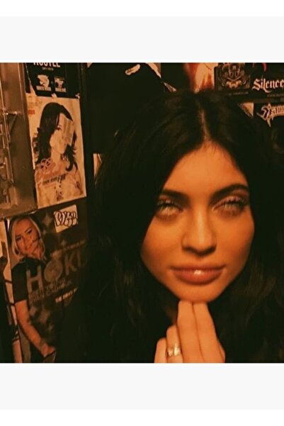 Universal Διακοσμητική ξύλινη αφίσα τέχνης της Κάιλι Τζένερ