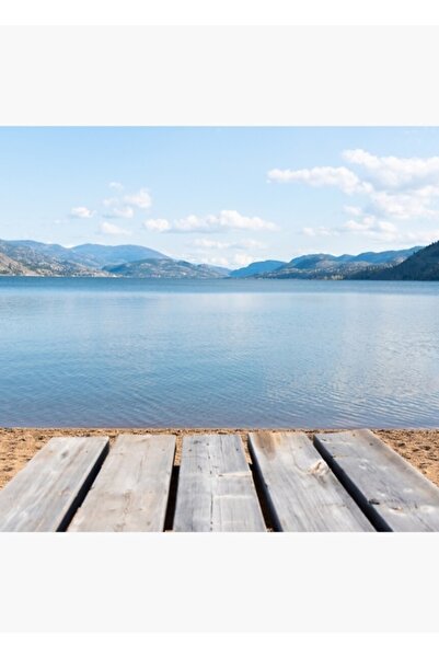 Universal Masă de picnic și vedere de vară la lacul Skaha Poster decorativ di...
