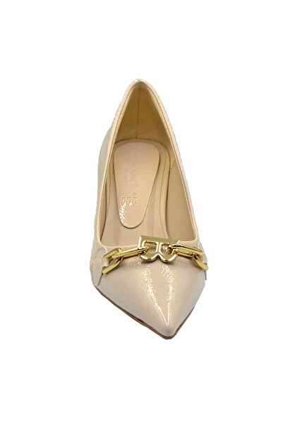 DUYGUSHOESBAG حذاء نسائي بكعب ستيليتو وسلسلة إكسسوارات