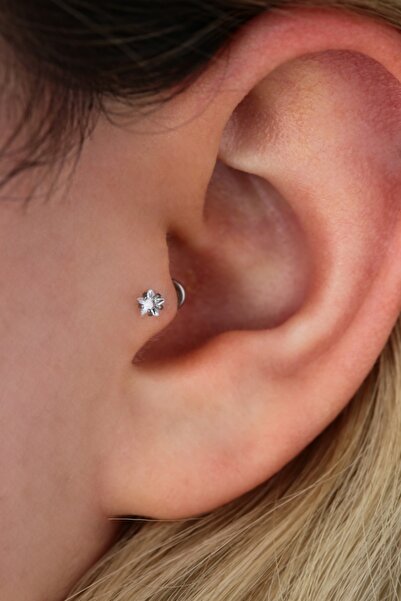 Vilma Aksesuar Cerrahi Çelik Yıldız Taşlı Tragus - Helix Piercing Gümüş Renk