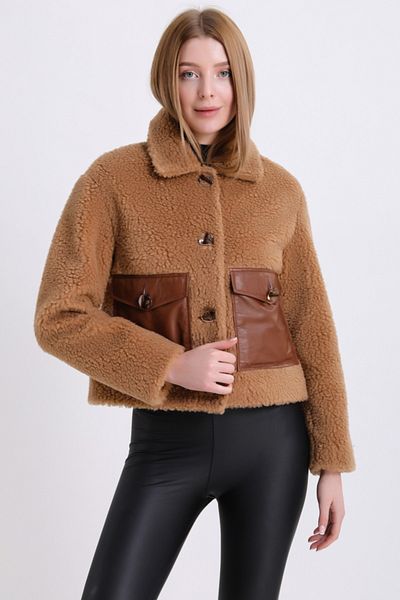 Leather Club سترة صوفية من جلد الخراف البني مع إكسسوارات