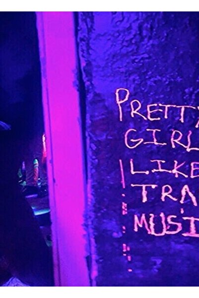 Universal Lepa devojka voli trap muziku, slika na drvenom posteru, dekorativna