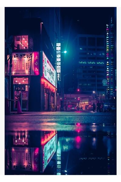 Universal Reflecția neonului în străzi Tokyo Lumini roșii și verzi Tablou Pos...