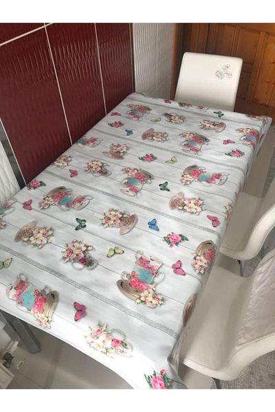 yukselhalimefrusat Oilcloth Tablecloth