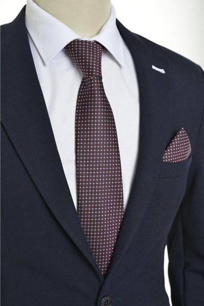 Brianze Red Square Pattern Handkerchief Tie