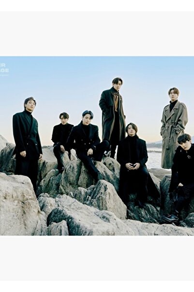 Universal 2021 Bts Winter Package Ξύλινη διακοσμητική αφίσα για τραπέζι με σχ...