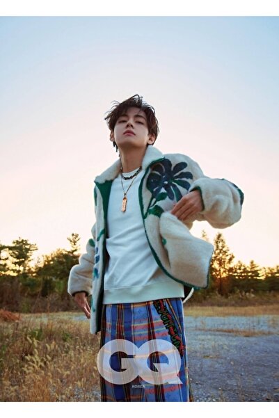 Universal Poster decorativ din lemn V (Taehyung) BTS, Cod2541