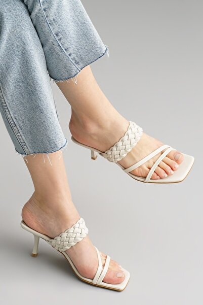 Mio Gusto Γυναικεία παπούτσια με τακούνι Petra Beige