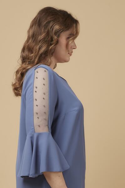 Moda Alba بلوزة أنيقة كبيرة الحجم بأكمام لؤلؤية