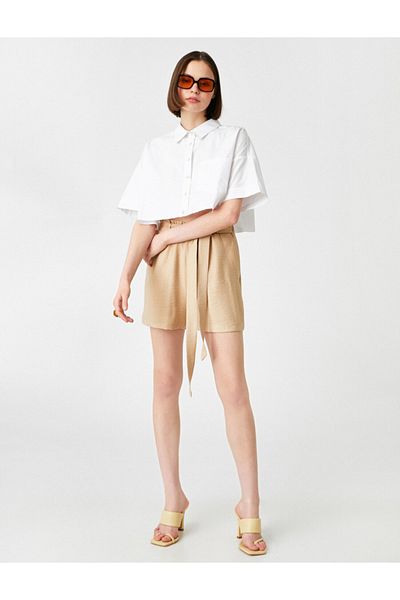 Koton Locker geschnittene Shorts mit Taschen und Gürtel