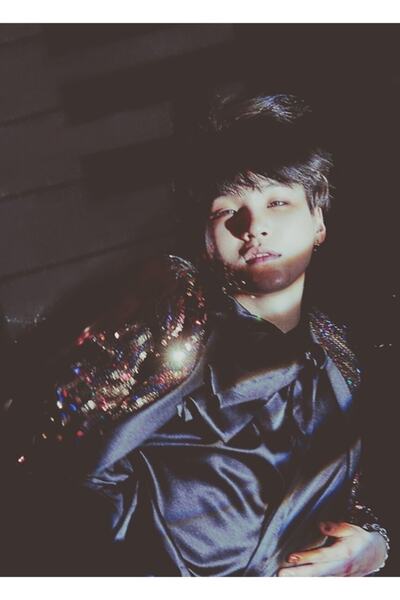 Universal Suga [[wings Line]] Ξύλινη Αφίσα Τέχνης Διακοσμητική Κωδικός2838