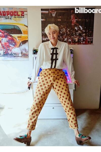 Universal Poster decorativ din lemn Jhope Billboard Code3638