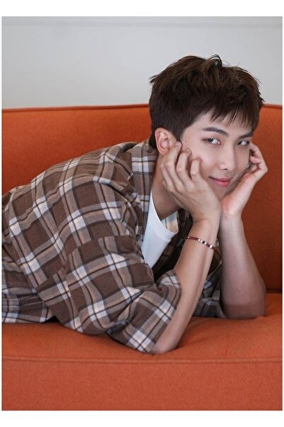 Universal Διακοσμητική Ξύλινη Αφίσα Τραπεζιού Namjoon Κωδικός5456