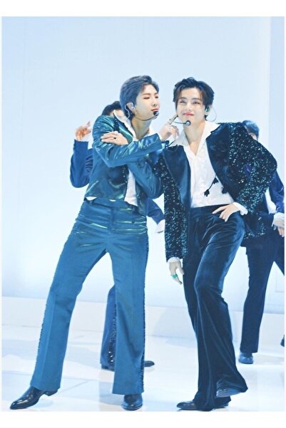 Universal Namjoon Ft. Tae Ξύλινη Διακοσμητική Αφίσα Τραπεζιού Κωδ.3606