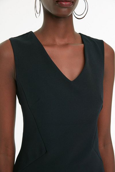 Trendyol Collection Czarna mini tkana sukienka o linii A TWOSS19AA0064