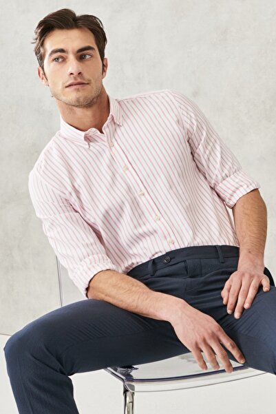 ALTINYILDIZ CLASSICS Мъжка бяло-розова прилепнала риза с тясна яка и яка с ко...