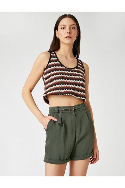 Koton Pantaloni scurti de damă cu buzunare cu centură în talie 2sak40115uw