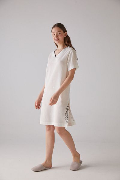 Handarte Nature Women's Cotton V-Neck Tree Hand Printed Note Patterned Nightgown
