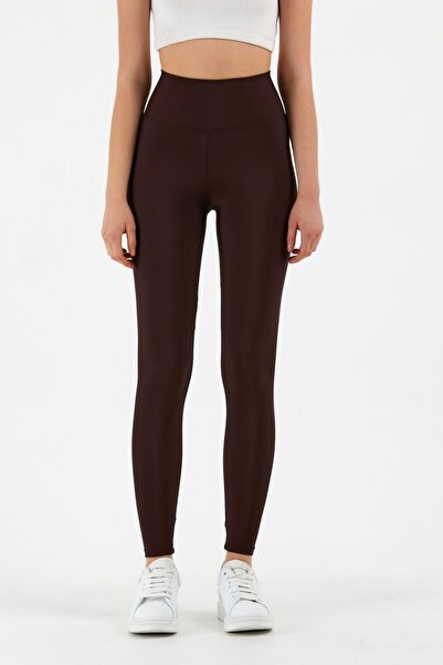 winmoda Пушъп и стягащ клин в цвят кафе