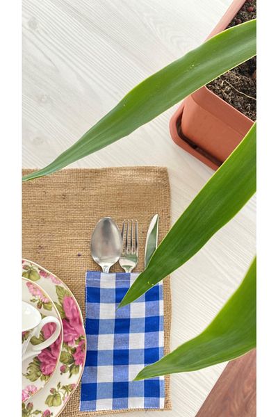 White Alamode Gingham Saks Blue Jut Serviciu american