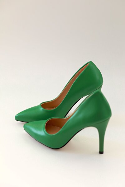 Ayakkabı Podyumum "خنجر" أخضر - حذاء نسائي بكعب رفيع متوسط الحجم