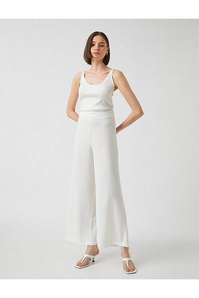 Koton Hose mit ausgestelltem Bein