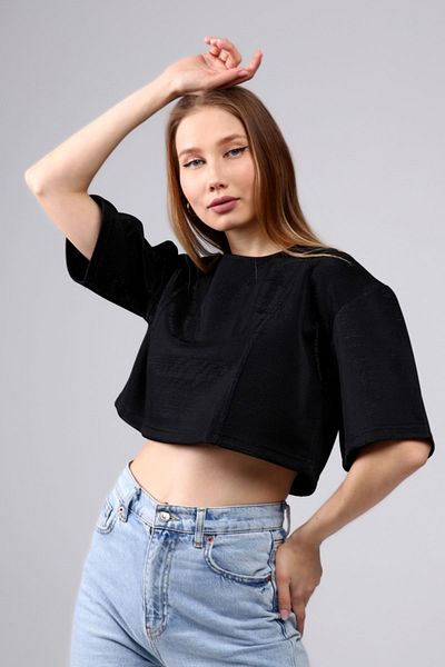 1Moda1Tarz Γυναικεία μπλούζα με μαύρη στρογγυλή λαιμόκοψη Special Glitter Fabric Design Crop
