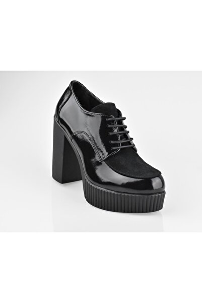 Impero Kadın Siyah Deri Kalın Rugan Topuklu Ayakkabı