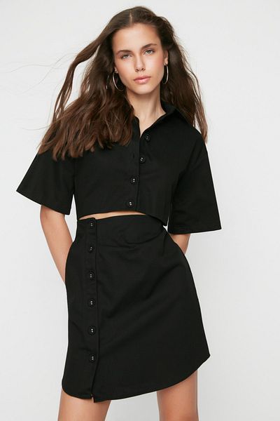 Trendyol Collection Limitovaná edice Černý A-line Detailní košilový límec Mini tkané šaty TWOSS21EL1780