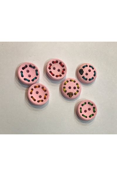 Öztürk Painted Wooden Button with Sewing Motif. 1.5cm. 6 Pack