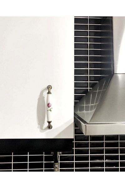 RFORM Porcelain Cabinet Kitchen Drawer Furniture Handle Antique Pink Floral 96mm (9.6cm) Axle.