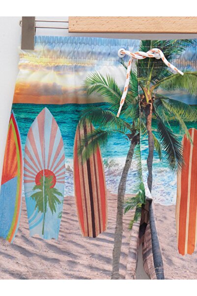 LC Waikiki Baskılı Hızlı Kuruyan Erkek Çocuk Deniz Şortu