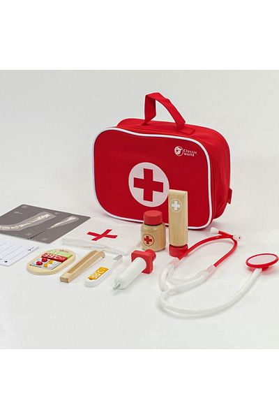 Classic World Calimeratoys Wooden Doctor Set